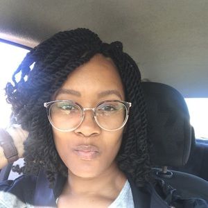 Meet your Posher, Ashlee